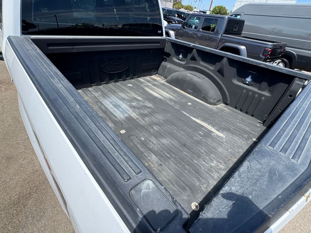 Used 2020 White Ford XL image 22