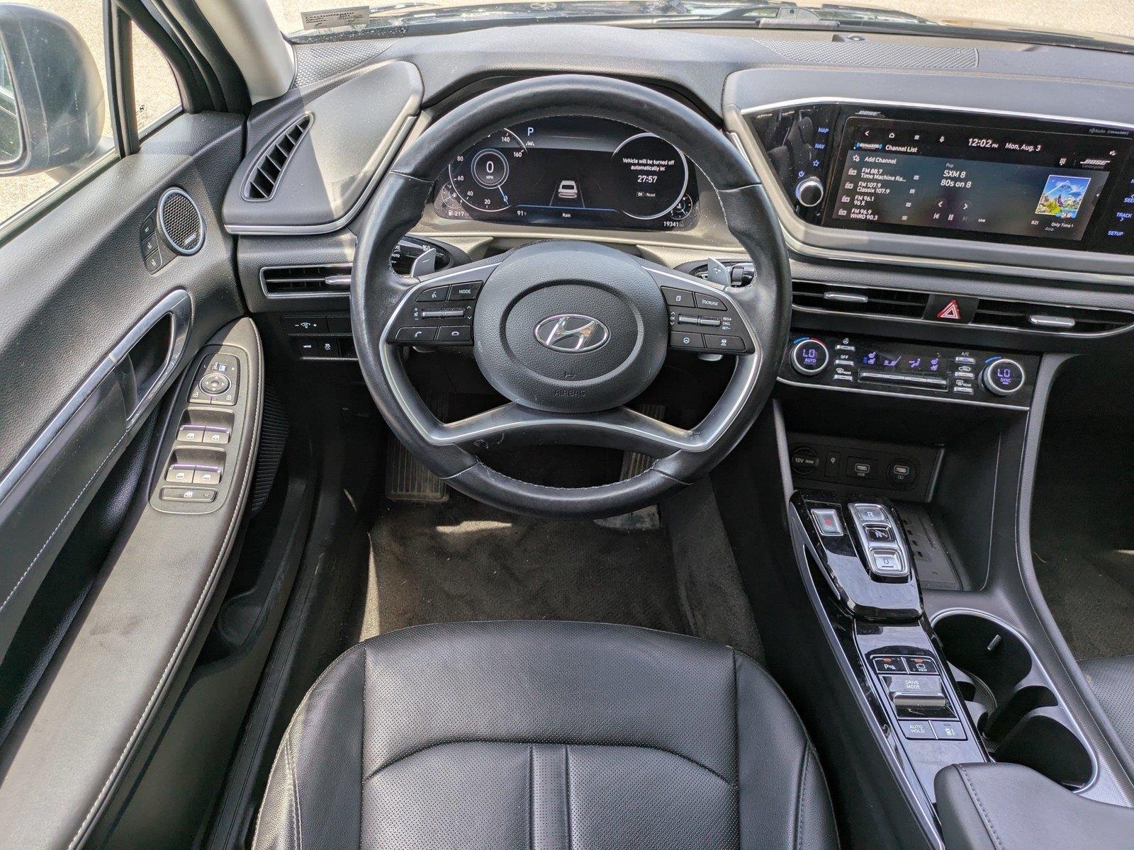 Used 2023 Onyx Black Hyundai Limited image 15