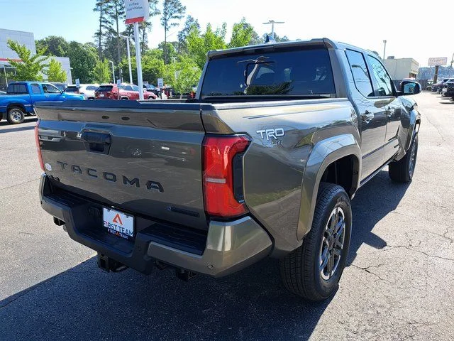 2026 Toyota Tacoma TRD Sport - Photo 6