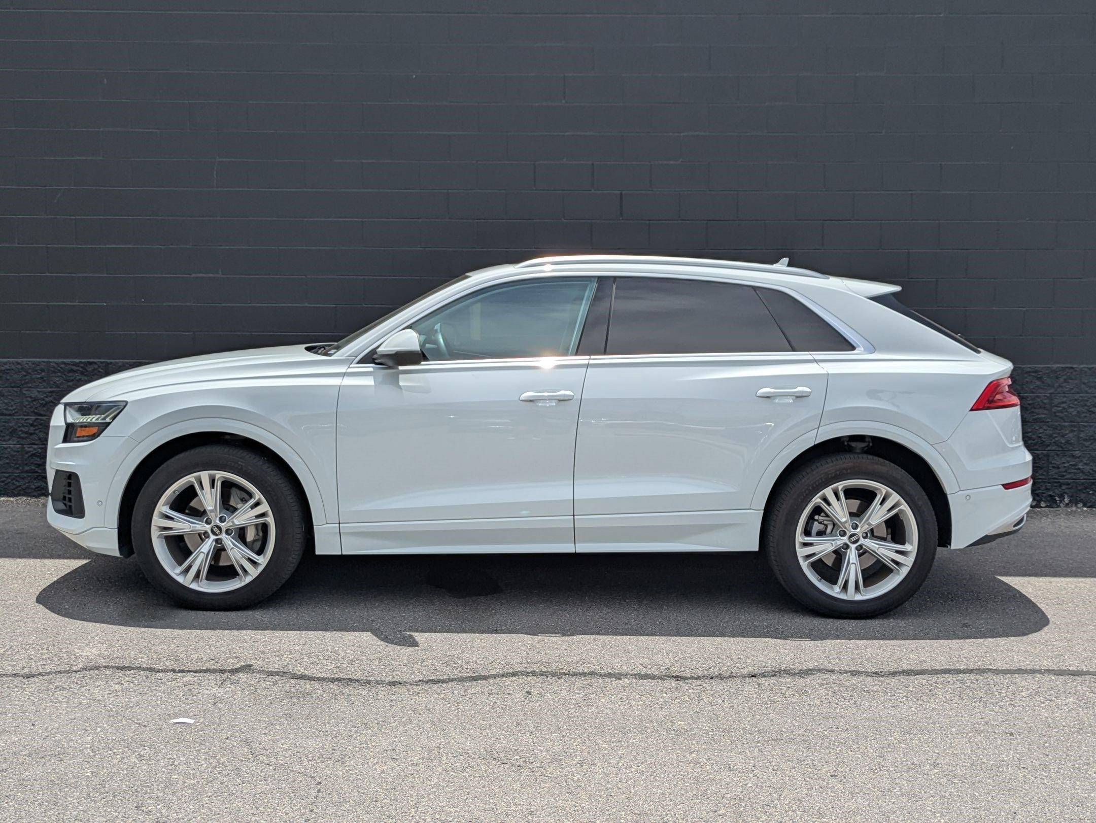 Used 2023 Glacier White Audi Premium image 9