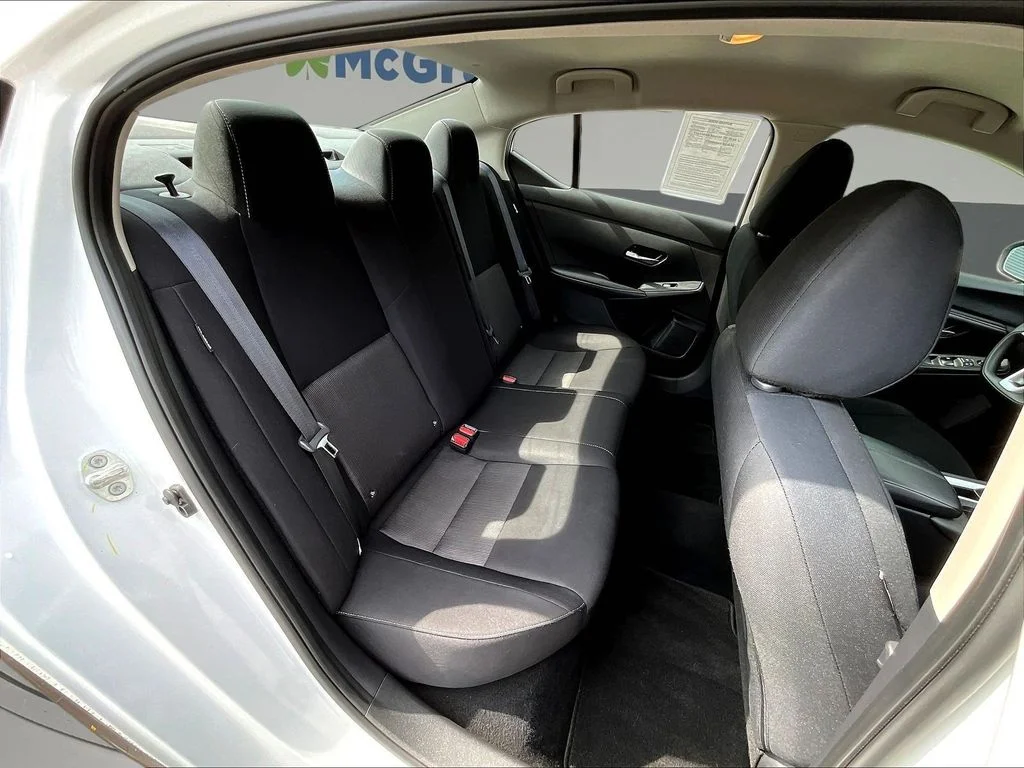 Used 2023 White Nissan SV image 27