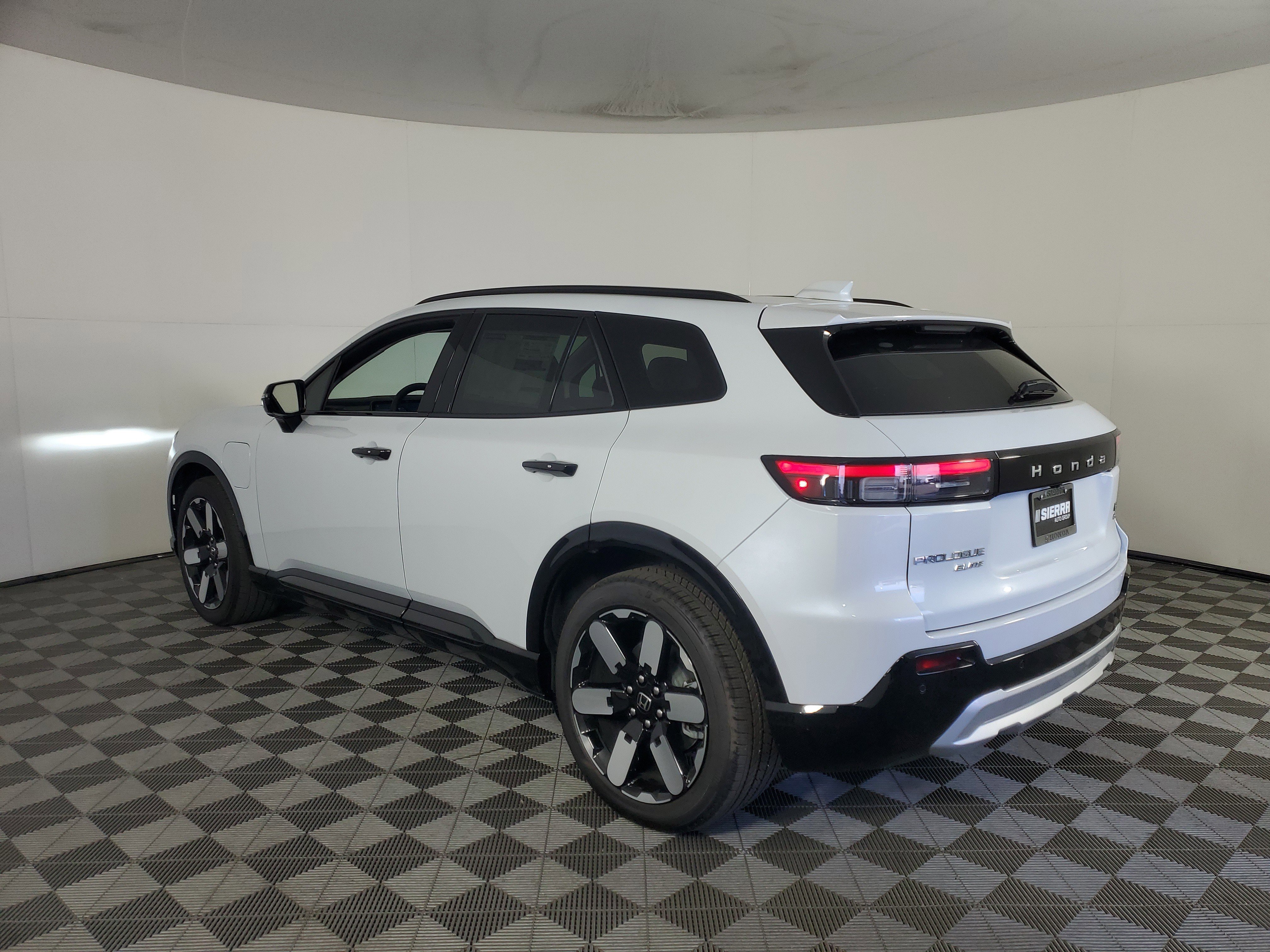 2026 Honda Prologue Elite - Photo 6