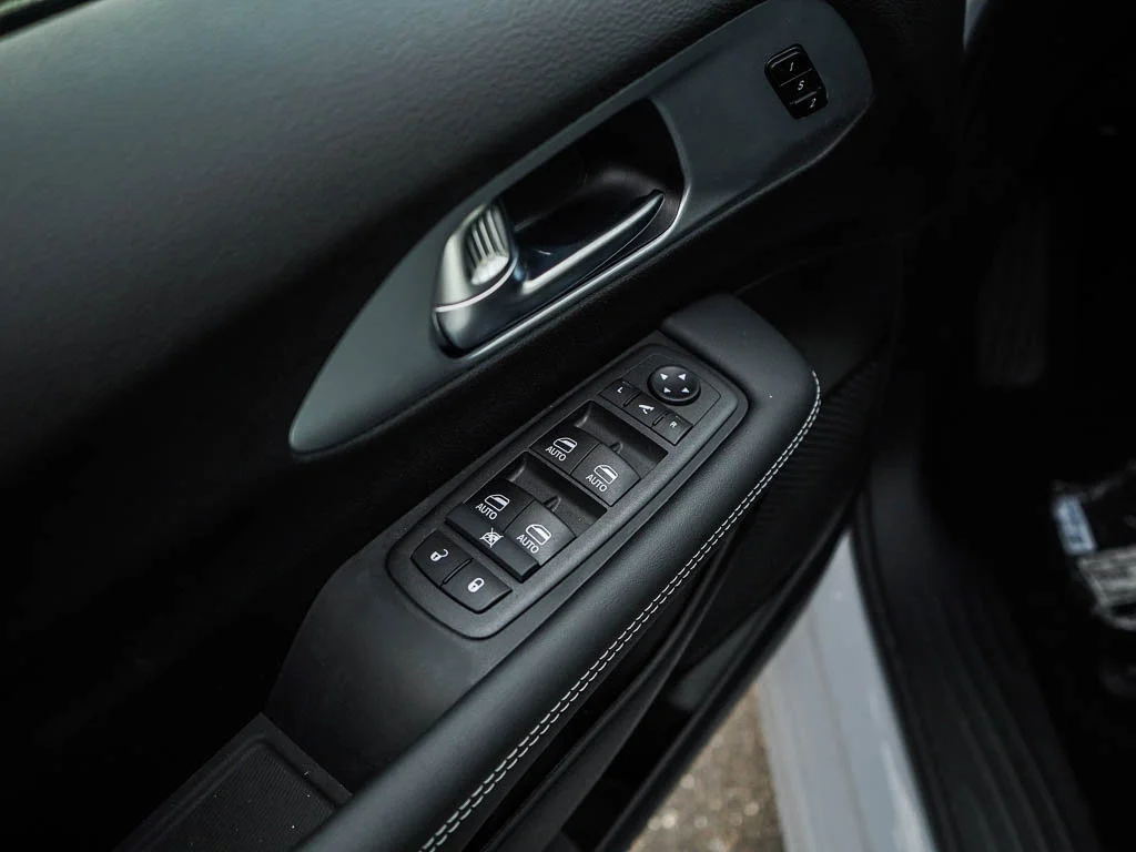 2026 Chrysler Pacifica Limited - Photo 19