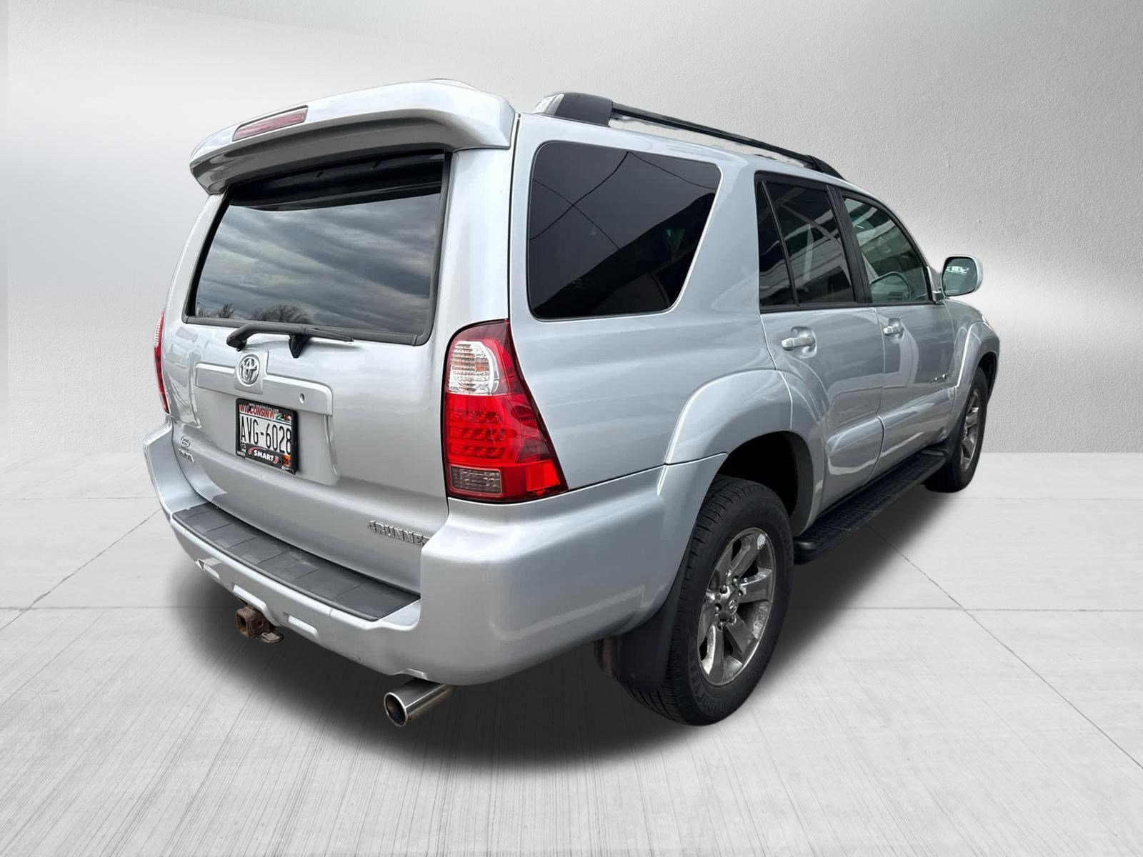 Used 2008 Toyota 4Runner Limited with VIN JTEBU17R08K026682 for sale in Golden Valley, Minnesota