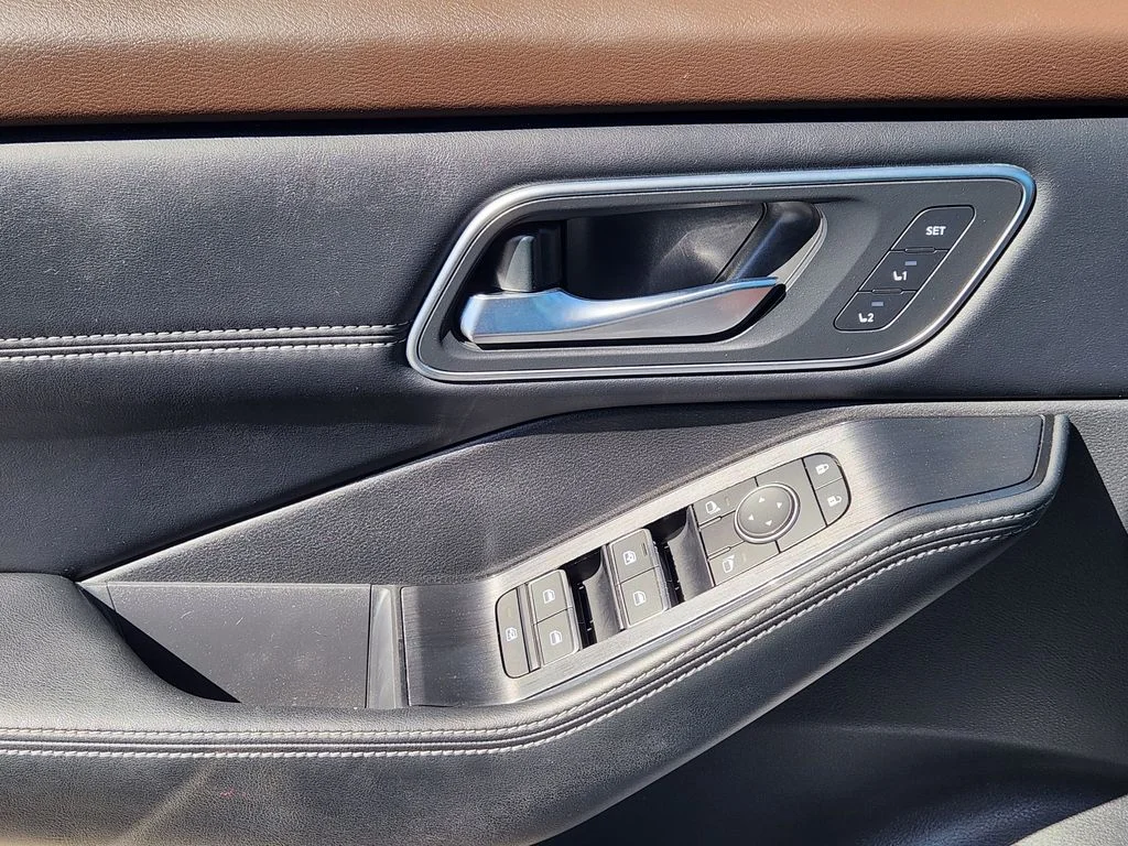 Certified Used 2023 Gray Nissan Platinum image 26