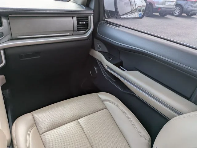 Certified Used 2024 Oxford White Ford XLT image 17
