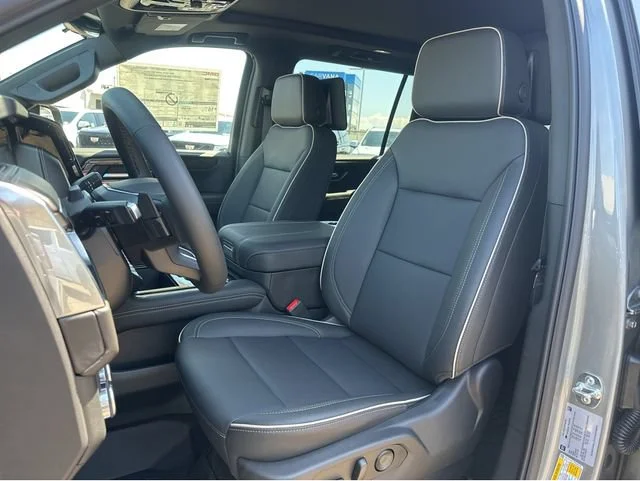 New 2026 Sterling Metallic GMC Elevation image 20