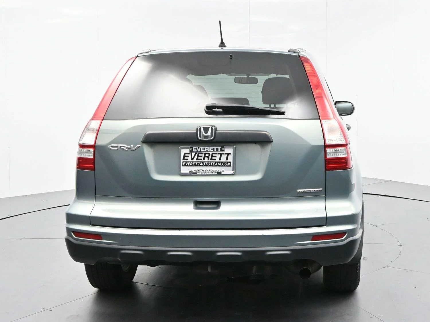 Used 2011 Opal Sage Metallic Honda SE image 4