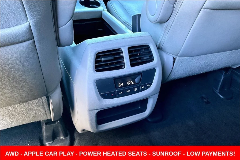 Used 2016  Honda EX-L image 10