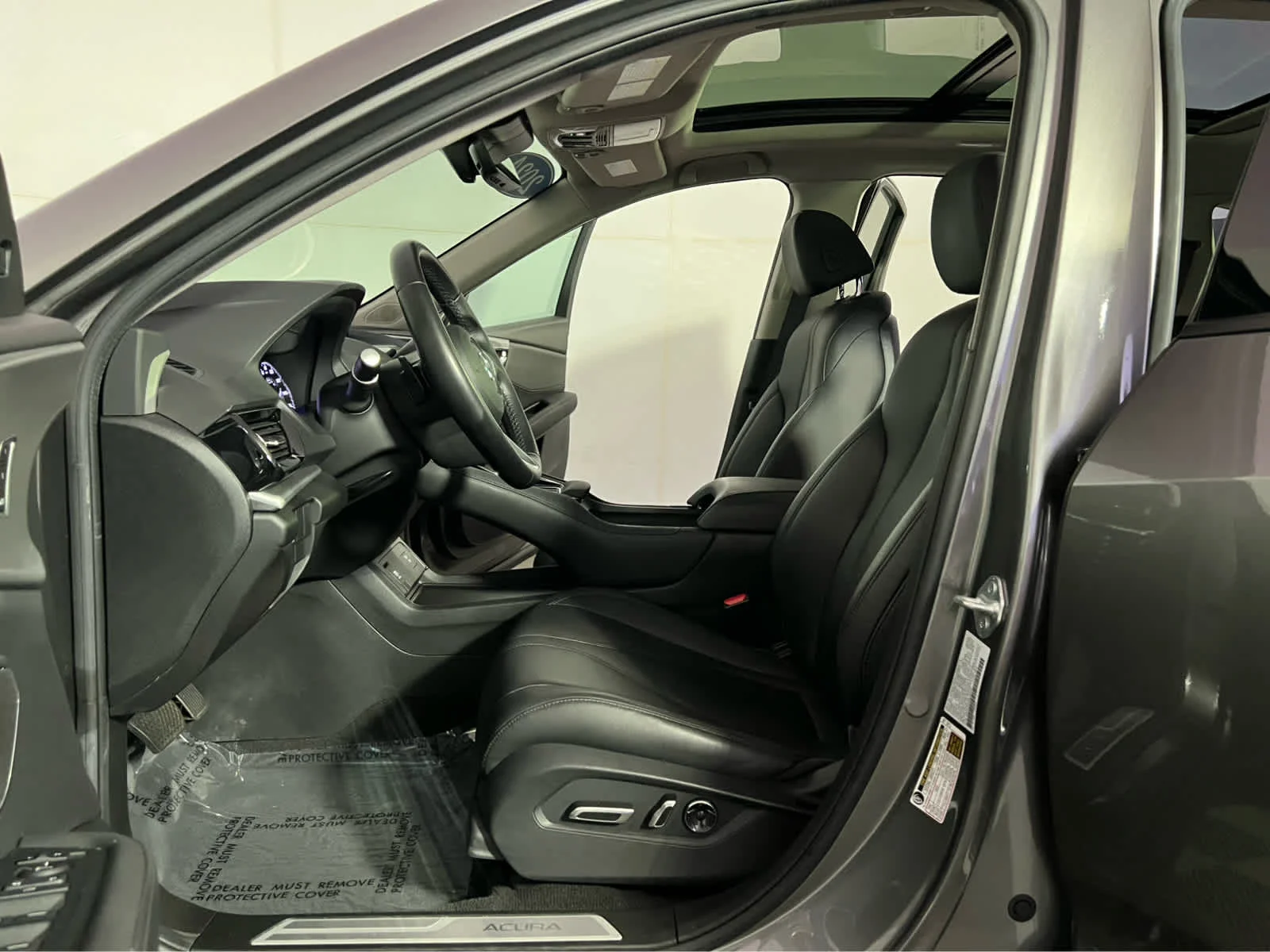 Certified Used 2024 Liquid Carbon Metallic Acura  image 21