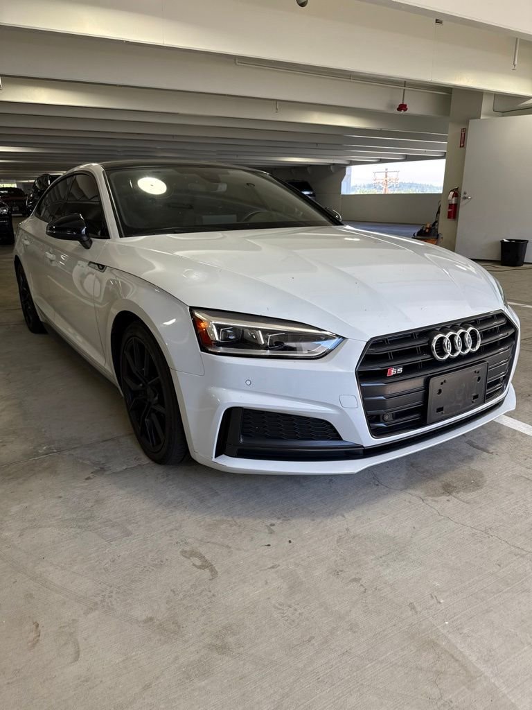 Used 2019  Audi Premium Plus image 3