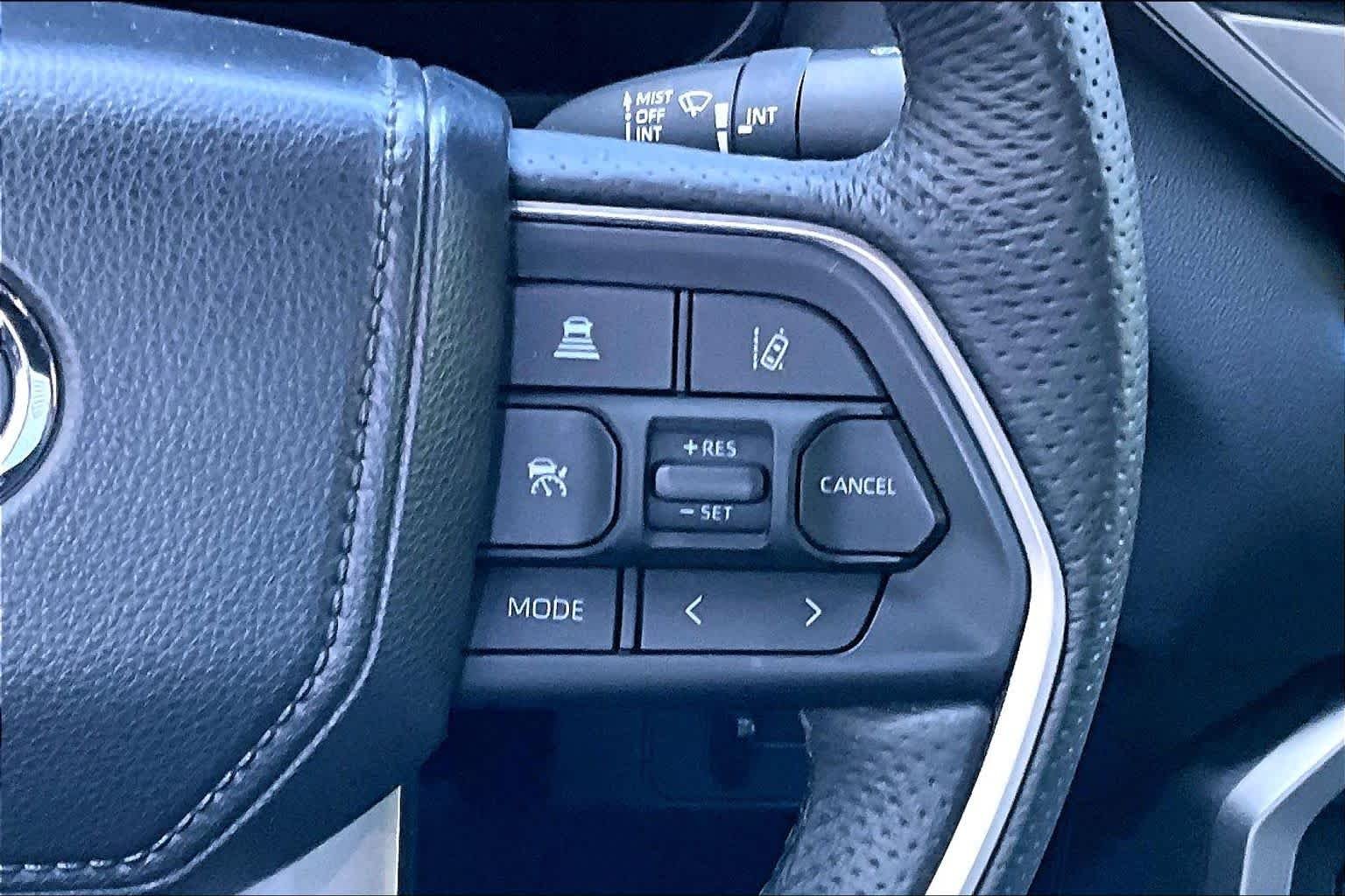 Used 2025 Lunar Rock Toyota Limited image 25
