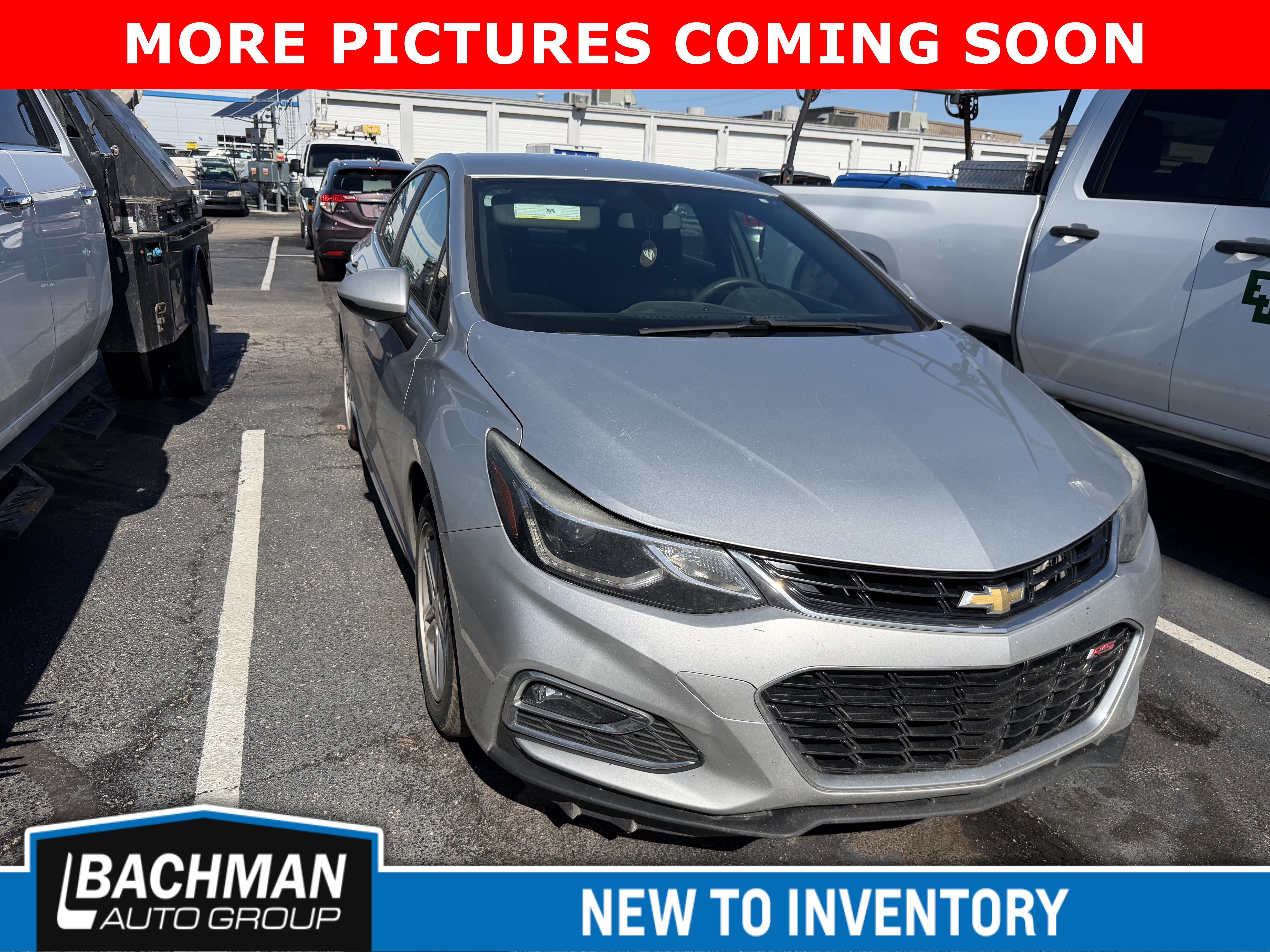 Used 2018 Chevrolet Cruze LT with VIN 1G1BE5SM3J7193818 for sale in Jeffersontown, KY