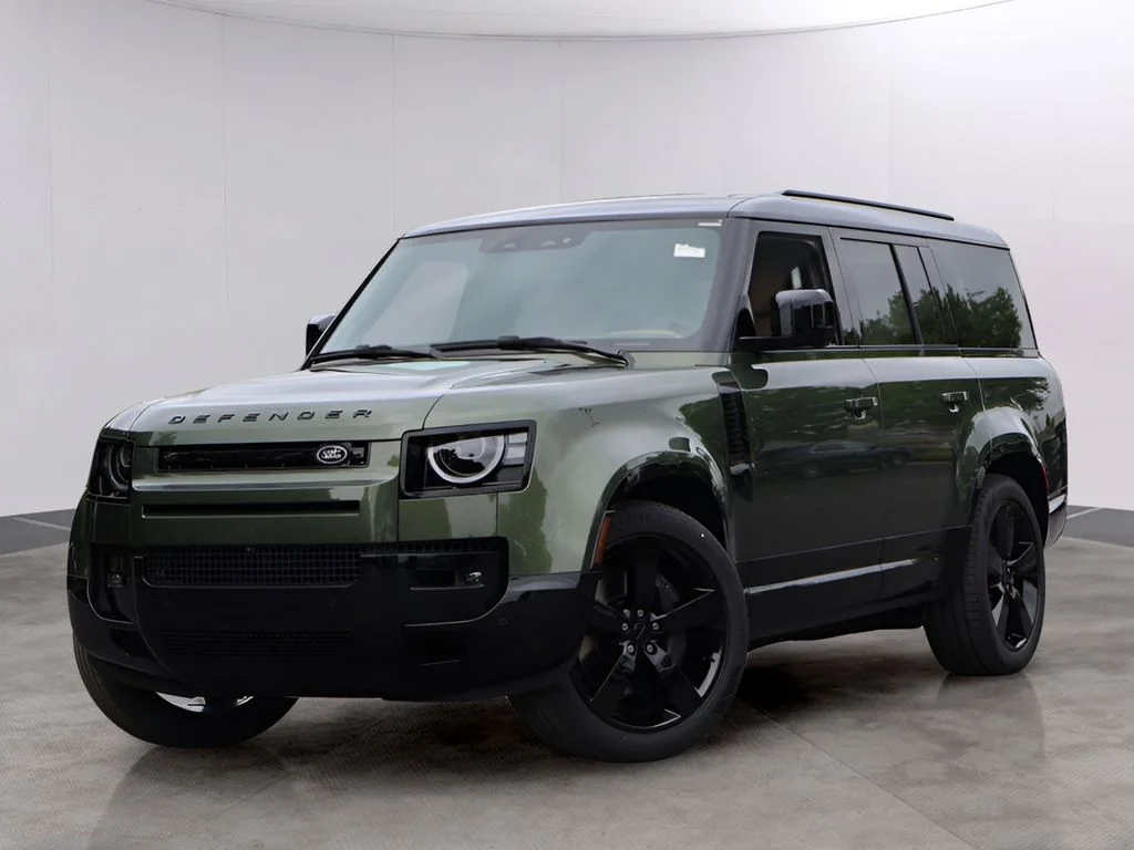 2026 Land Rover Defender 130 X-Dynamic SE P400's photo