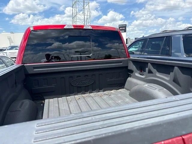 Used 2018 Red Ford XL image 5