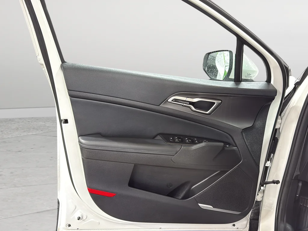 Used 2023 White Kia EX image 11