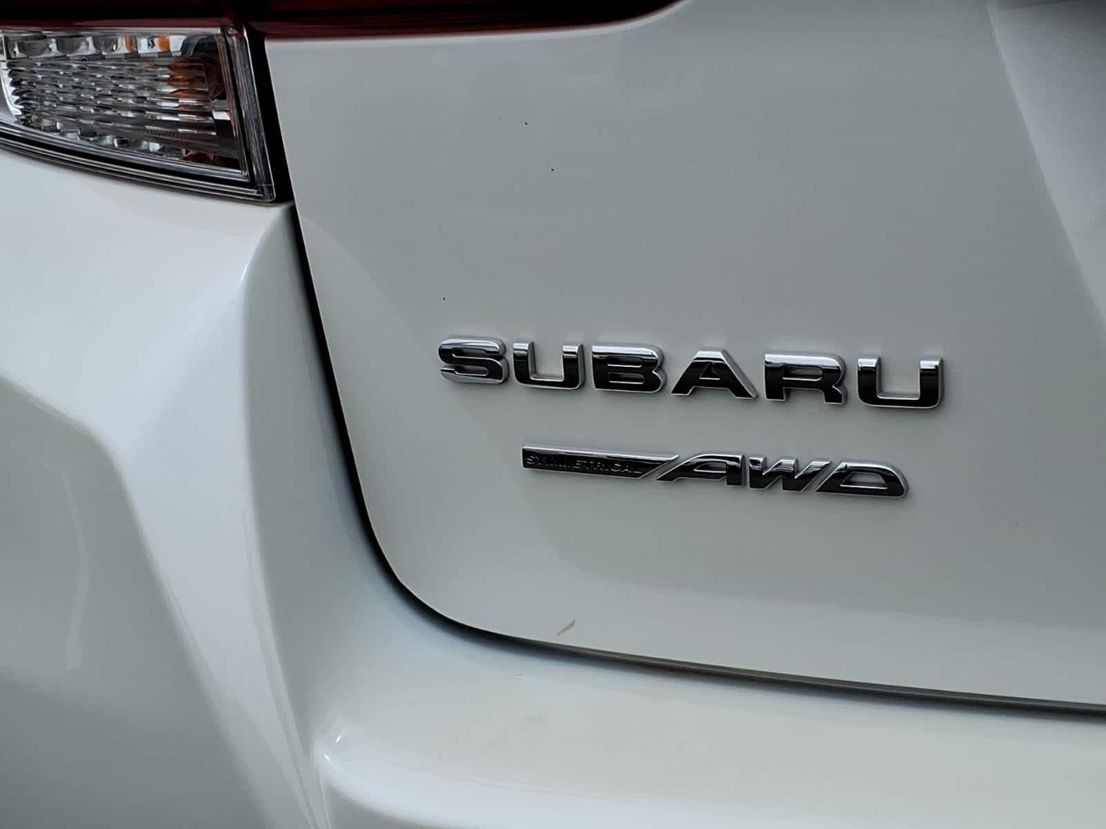 Used 2022 Crystal White Pearl Subaru Premium image 14