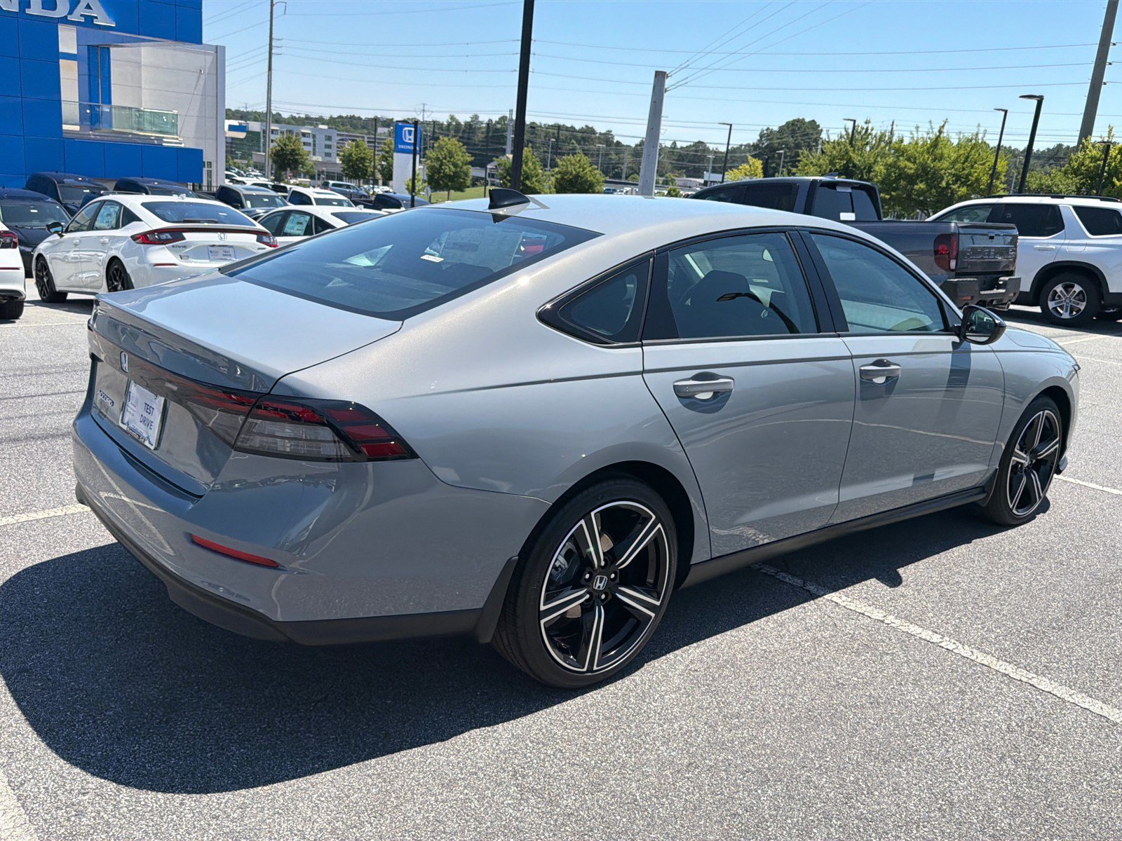 New 2026 Urban Gray Pearl Honda SE image 7