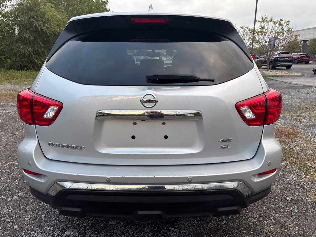 Used 2019 Silver Nissan SL image 6