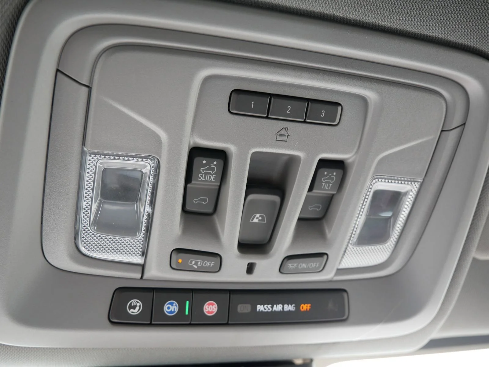 2025 GMC Sierra 2500HD SLT - Photo 14