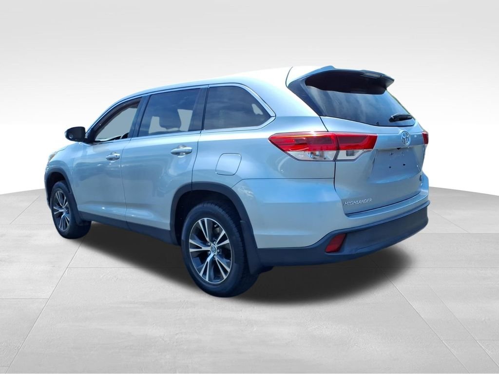 Used 2019 Celestial Silver Metallic Toyota LE image 25