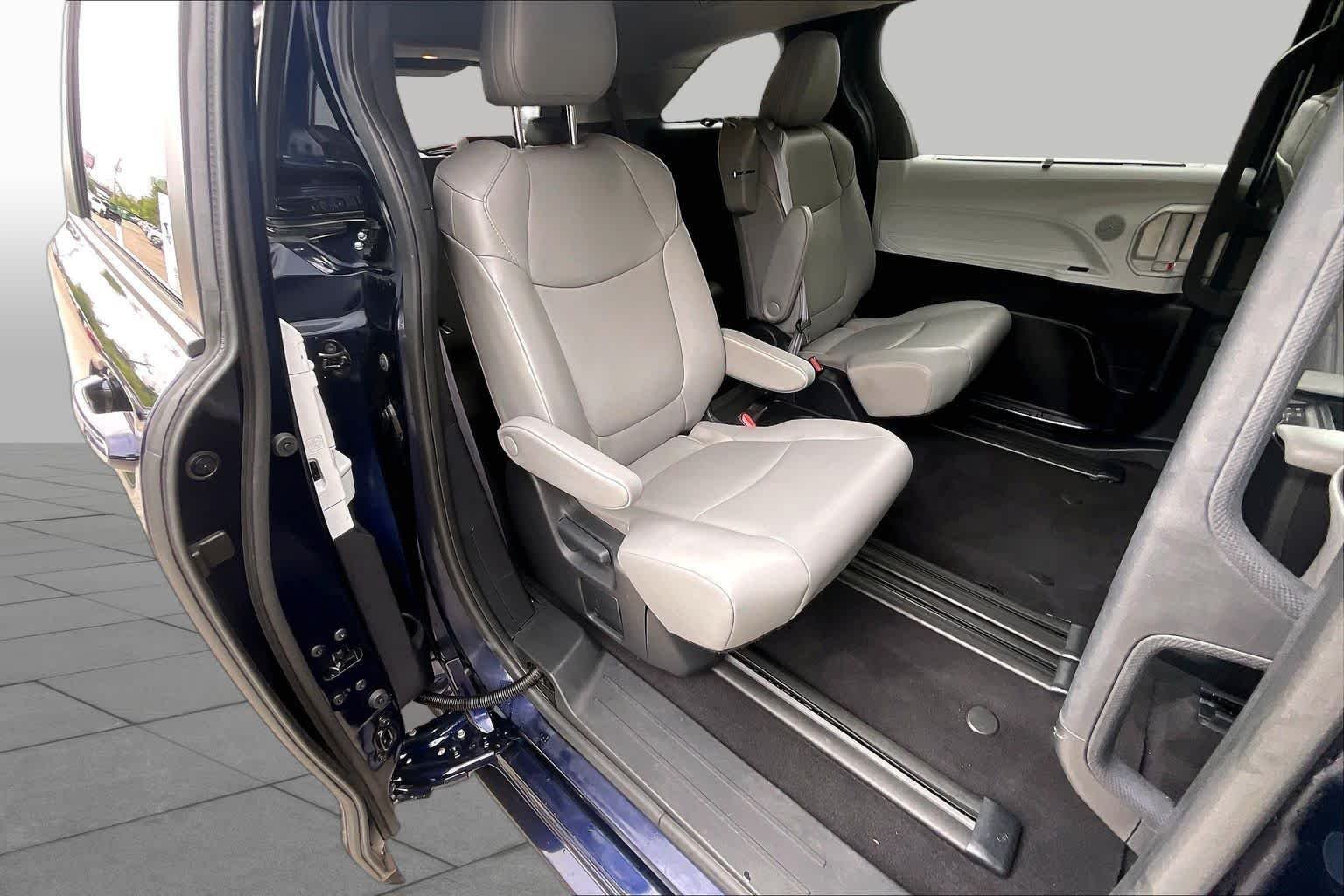 Used 2025 Blueprint Toyota XLE image 34