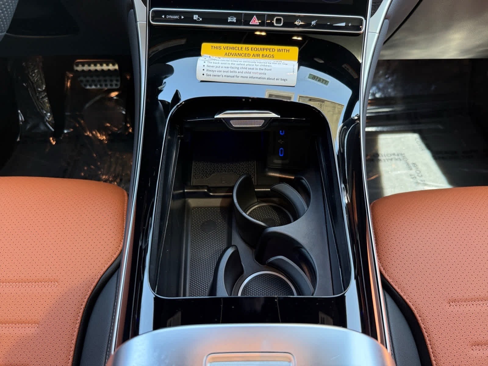 New 2026 Graphite Grey Metallic Mercedes-Benz GLC 300 image 15