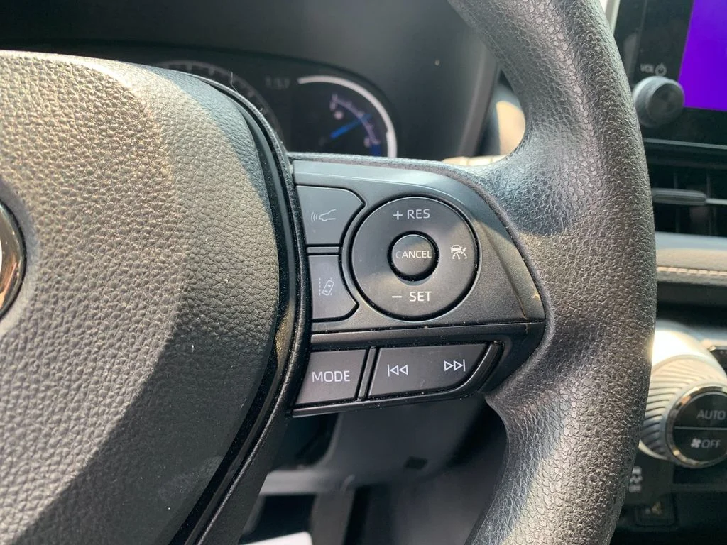 Used 2025 Red Toyota XLE image 29