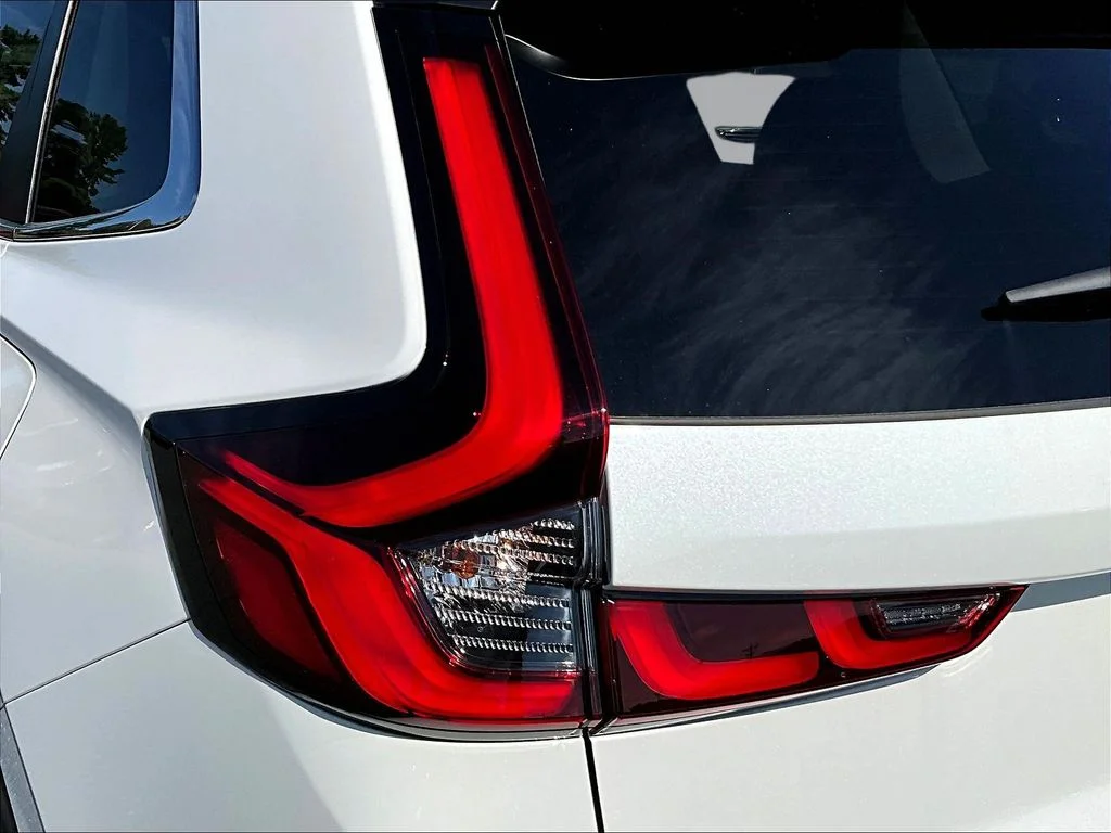New 2026 Platinum White Pearl Honda AWD EX image 24