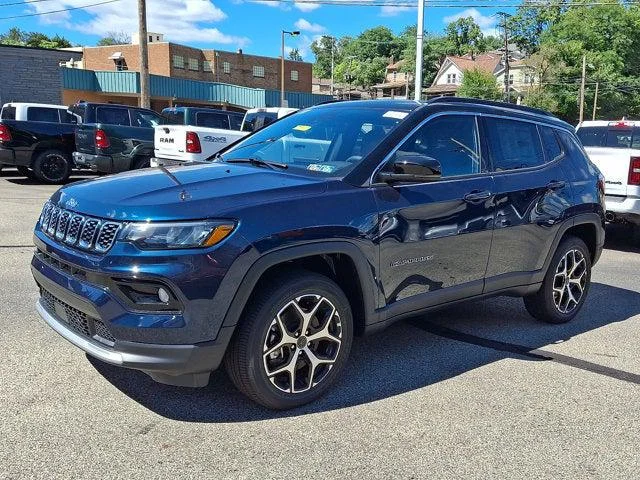 New 2026 Fathom Blue Pearl-Coat Exterior Paint Jeep Limited image 2