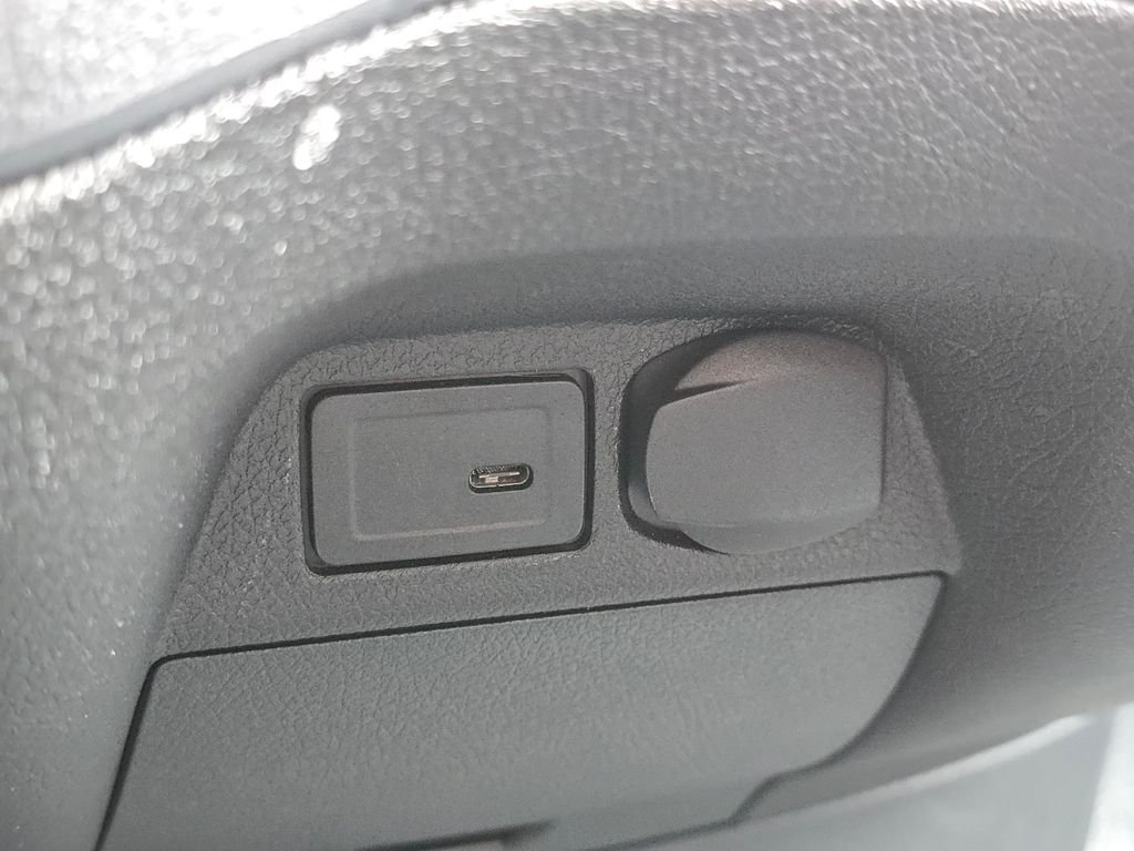 Used 2025 Arctic White Mercedes-Benz Cargo 144 WB image 25
