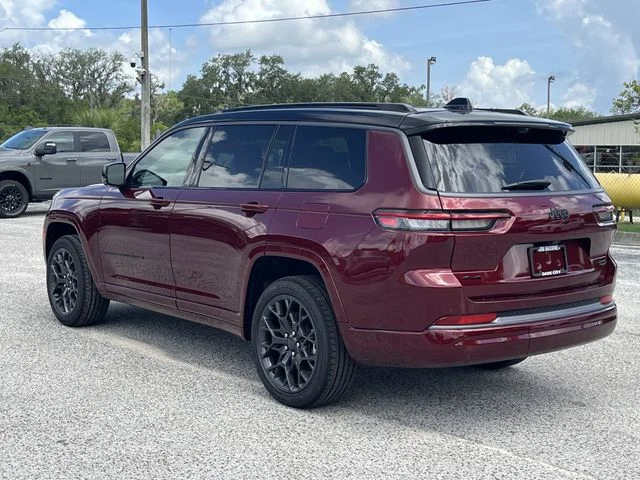 New 2026 Velvet Red Pearl-Coat Exterior Paint Jeep Summit image 6