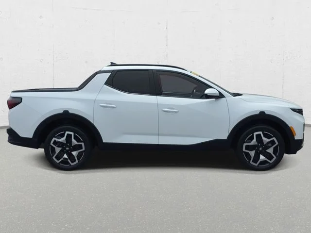 Used 2023 White Hyundai Limited image 4