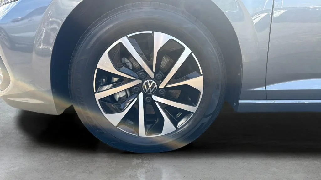 Used 2024 Gray Volkswagen S image 19
