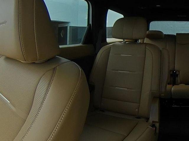 New 2027 White Hyundai Calligraphy AWD image 40