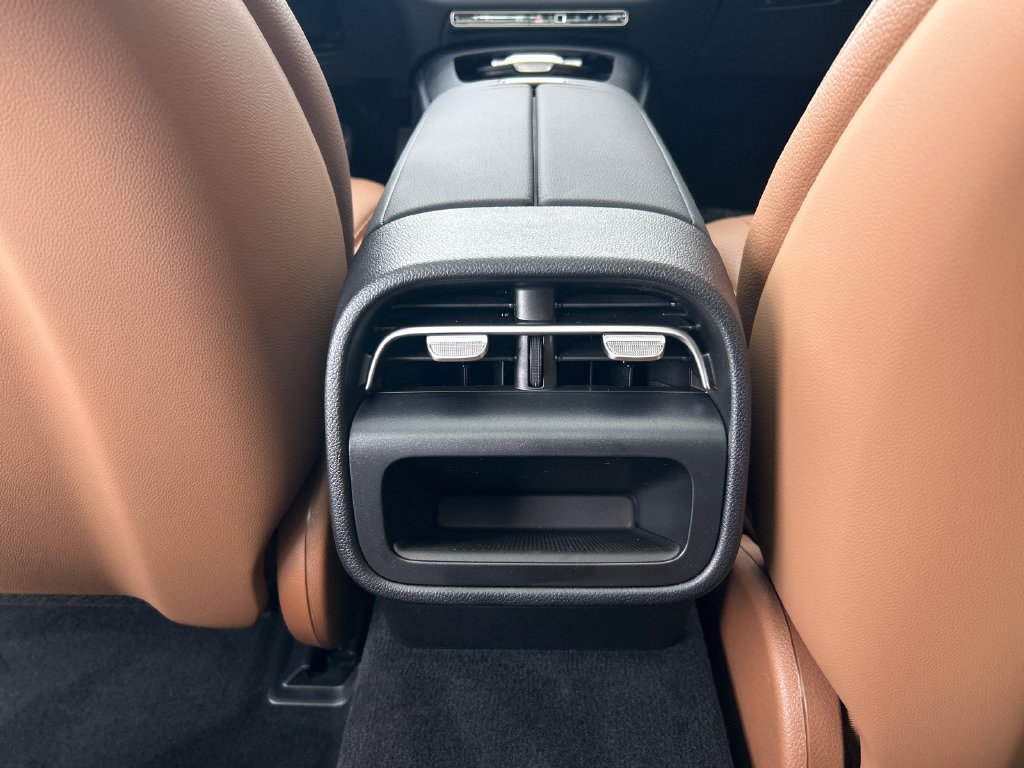 New 2027 Polar White Mercedes-Benz E 350 image 65