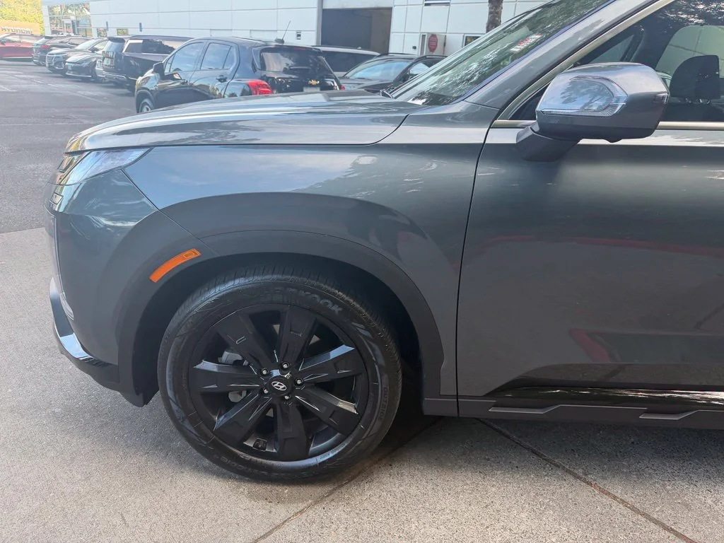 Used 2025 Steel Graphite Hyundai XRT image 8