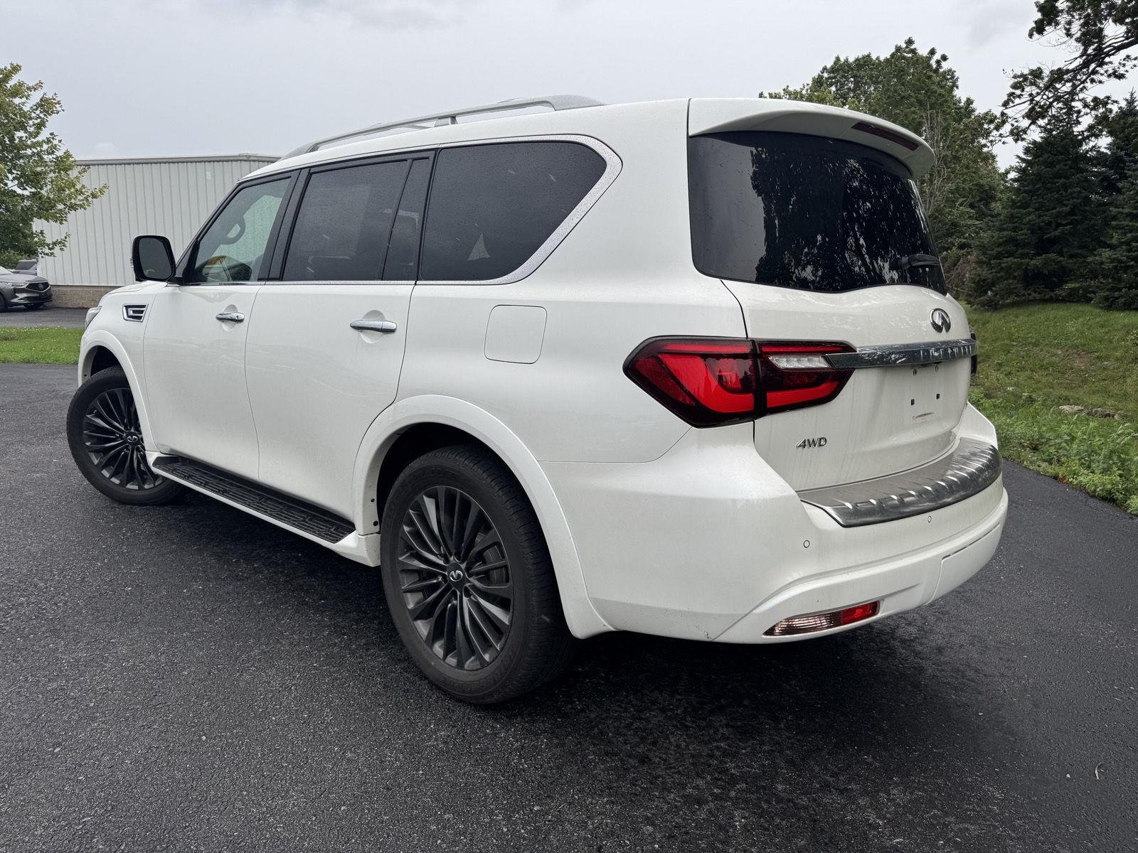 Used 2023 Moonstone White INFINITI SENSORY image 2