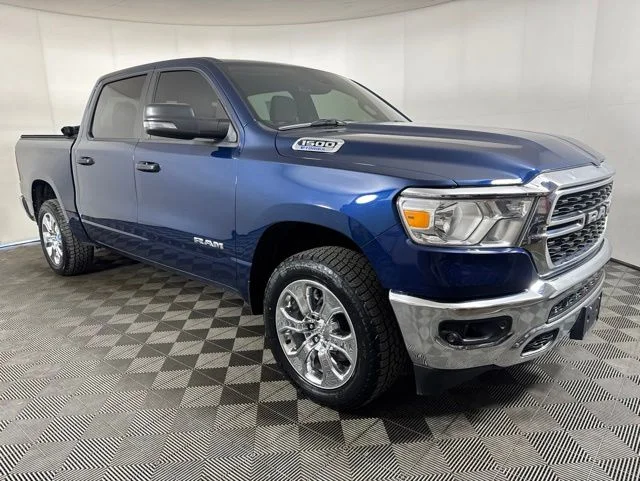 2023 RAM 1500 Big Horn/Lone Star 4x4 Crew Cab 5'7's photo