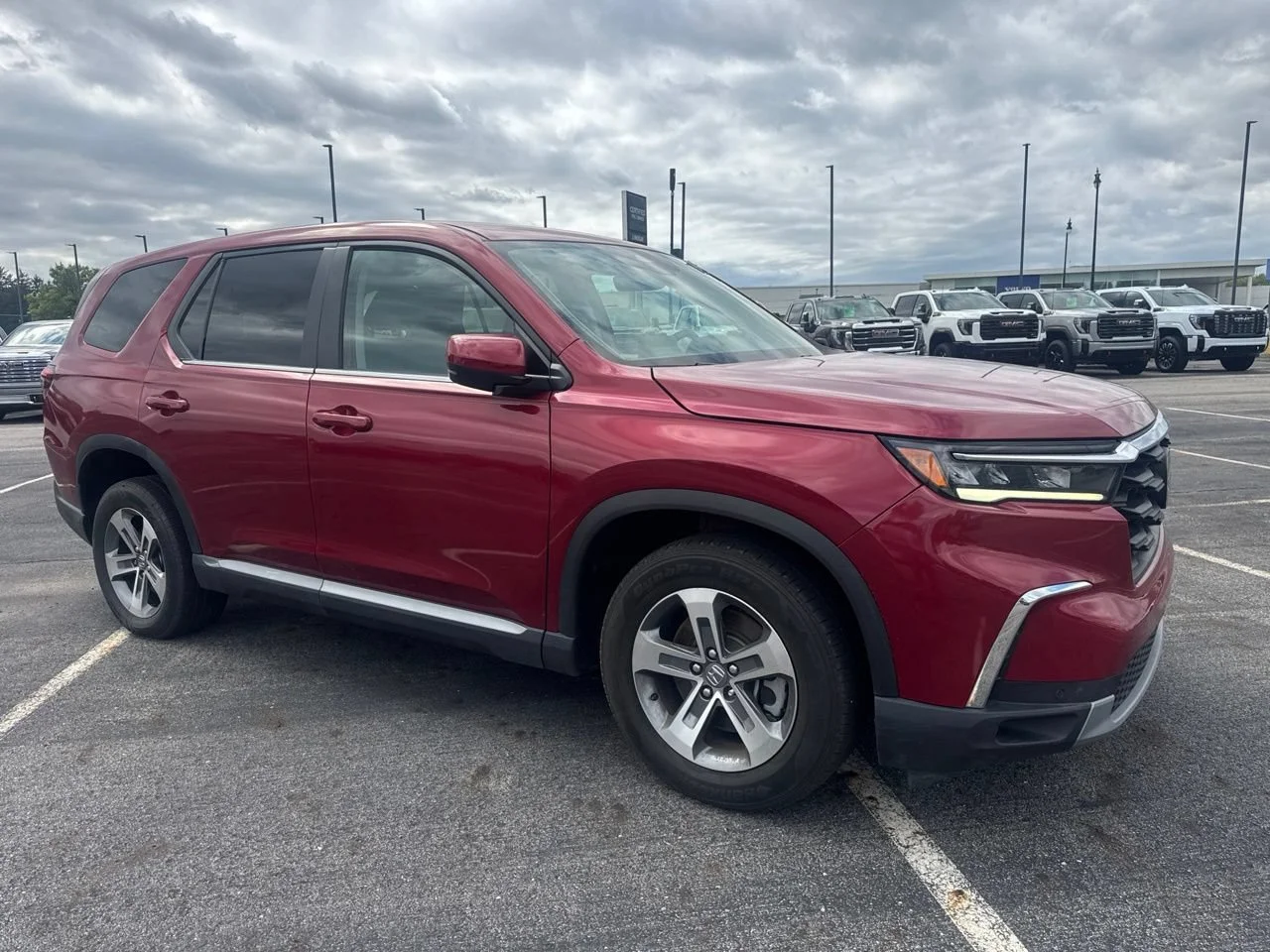 Used 2024 Red Honda EX-L image 3