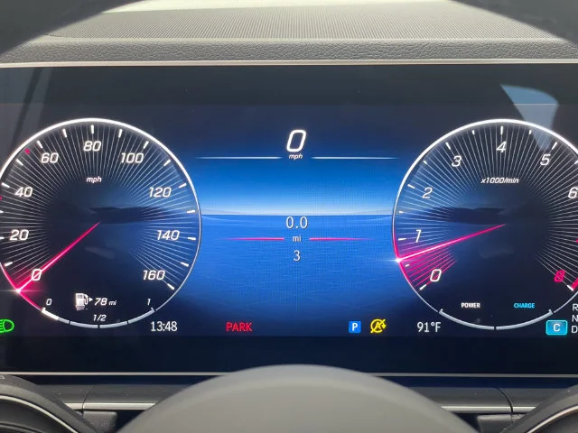New 2026 Moonlight White Metallic Mercedes-Benz GLE 350 image 2