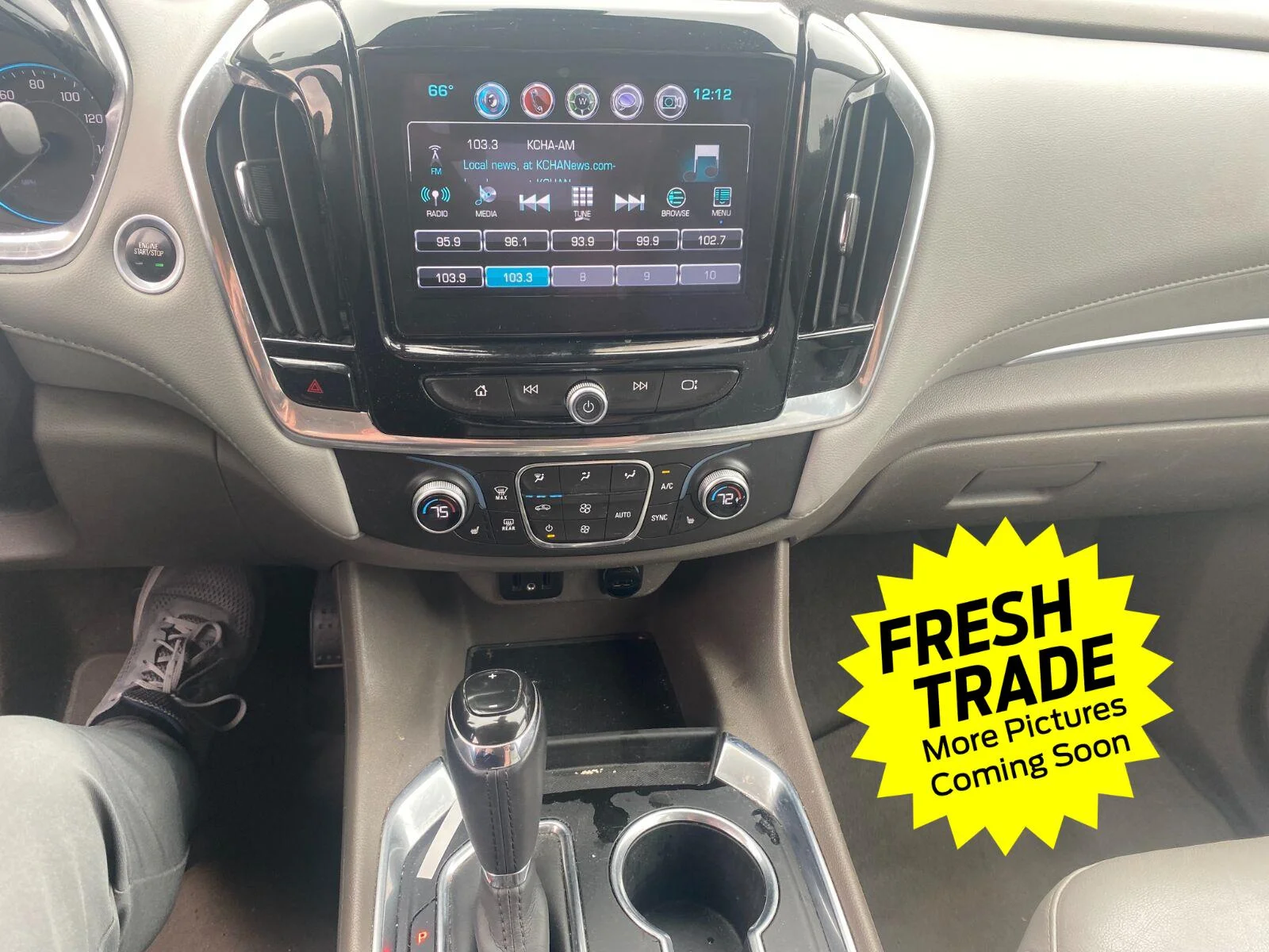 Used 2018 Mosaic Black Metallic Chevrolet LT Leather image 11