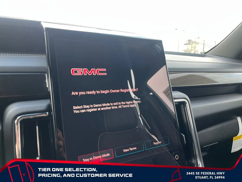 New 2026 Titanium Rush Metallic GMC Elevation image 31