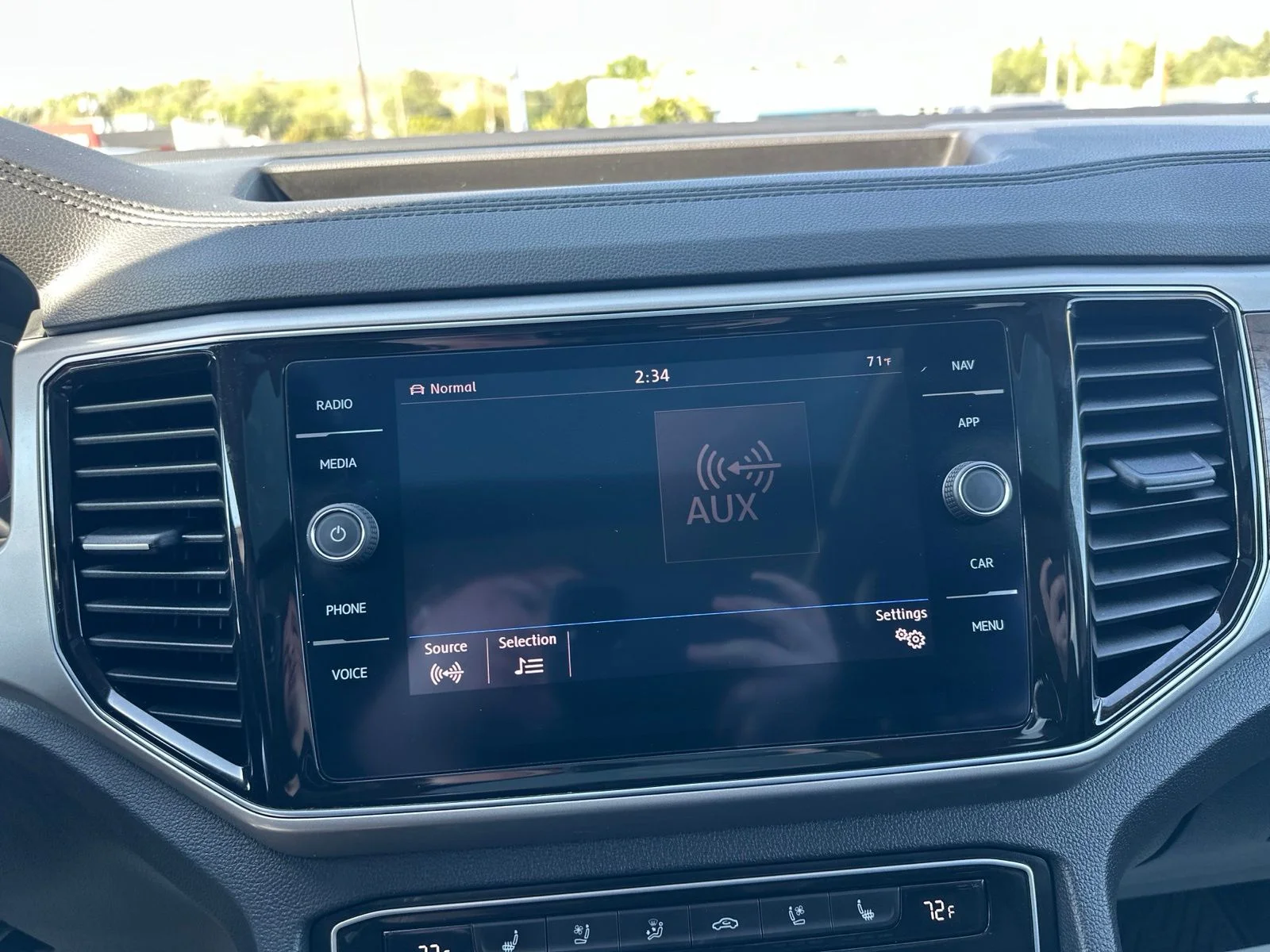 Used 2019 Gray Volkswagen SEL Premium image 68