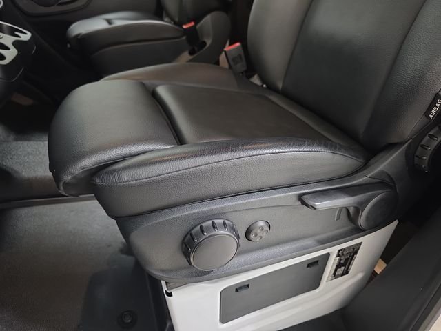 Used 2022 White Mercedes-Benz Passenger 144 WB image 29