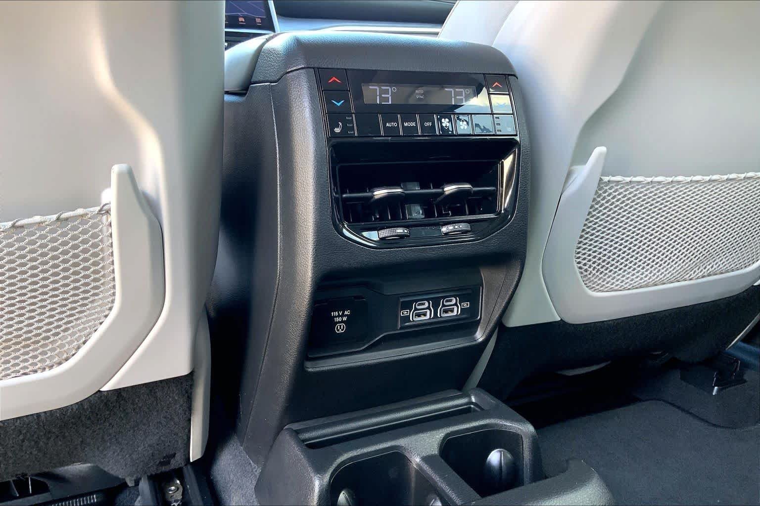 Used 2021 Diamond Black Crystal Pearlcoat Jeep Overland image 69
