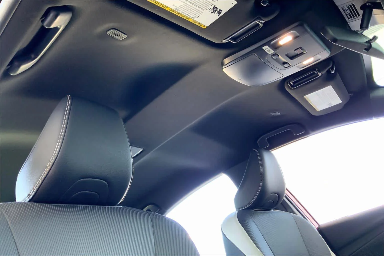 2025 Toyota Camry SE - Photo 14