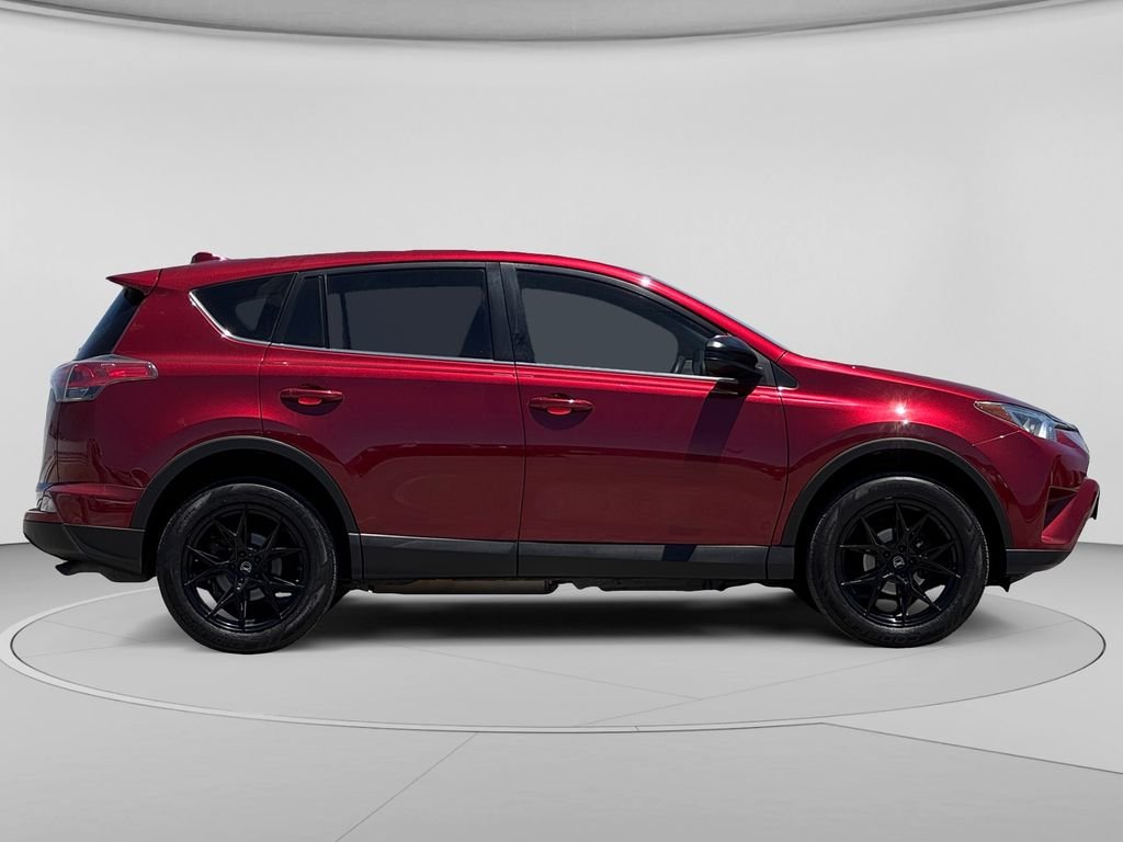 Used 2018 Red Toyota LE image 31