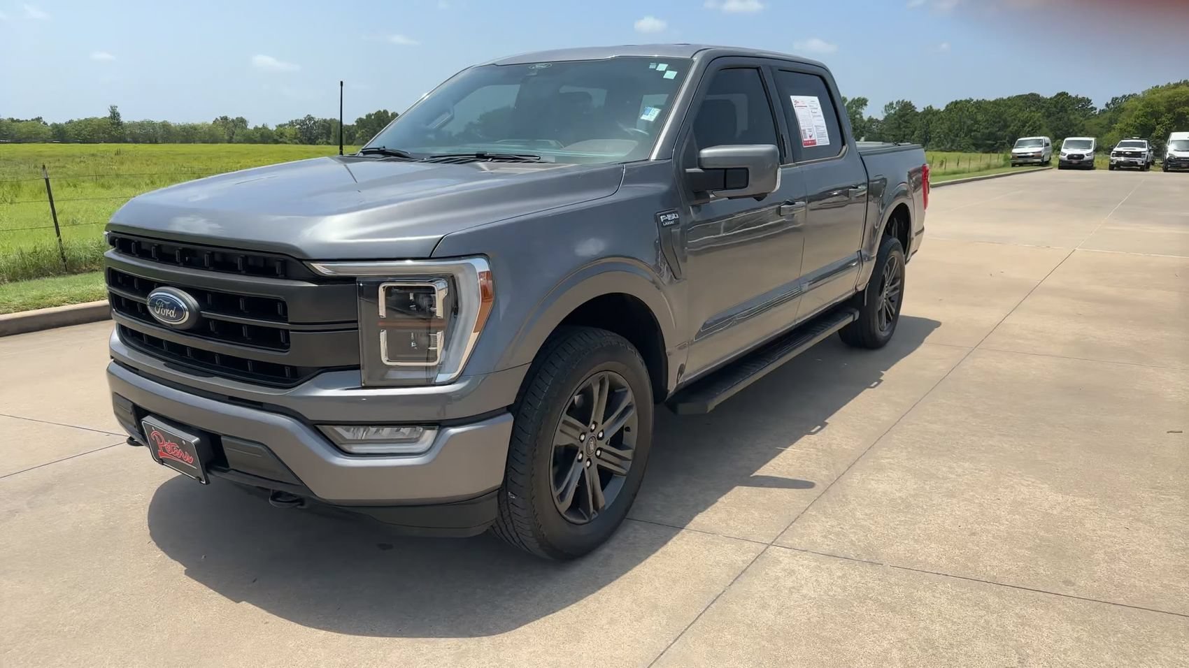 Used 2021 Gray Metallic Ford LARIAT image 4