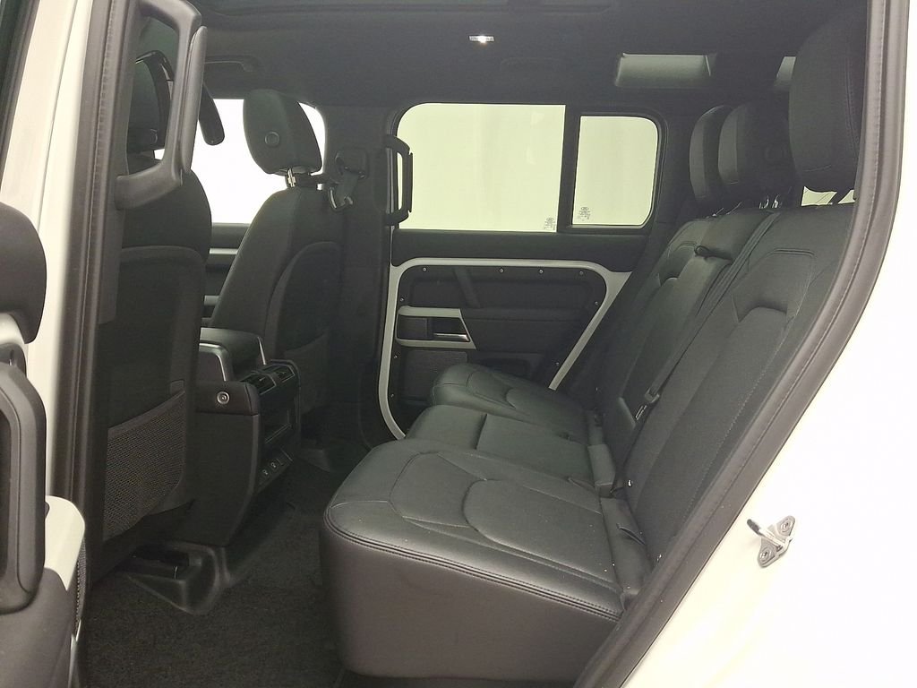 Certified Used 2024 Fuji White Land Rover S image 10